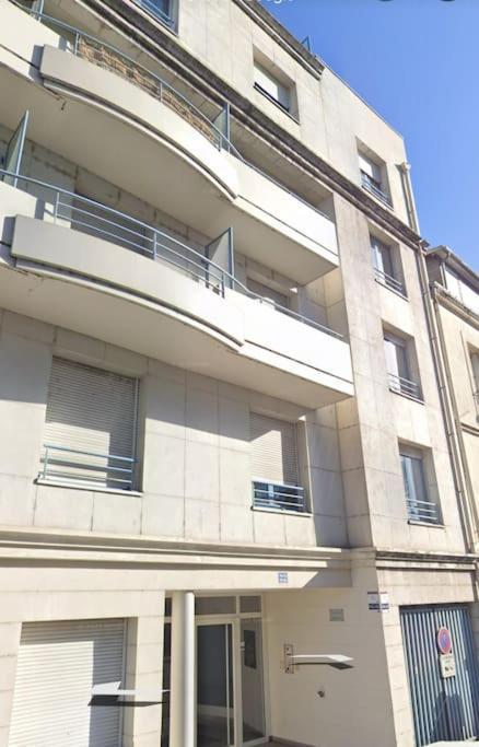 Le Loire A Velo - Gare De Tours Apartamento Exterior foto